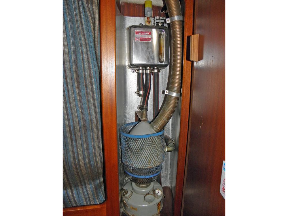 Fore ship, Accommodation